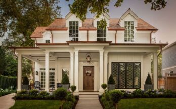 Curb Appeal with the Timeless Charm of Cedar Roofs